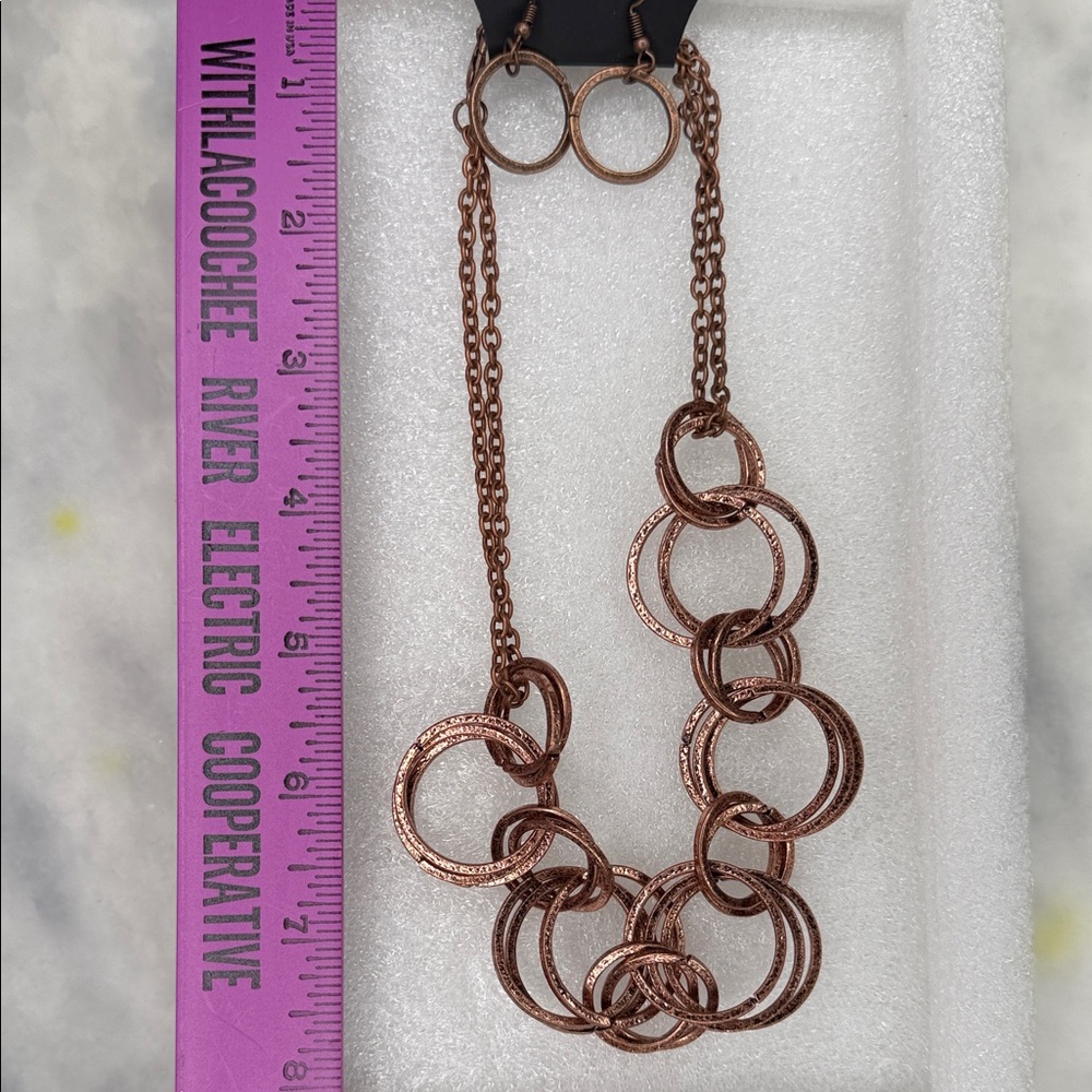 Copper Colored Interlocking Circle Necklace and Earring Set